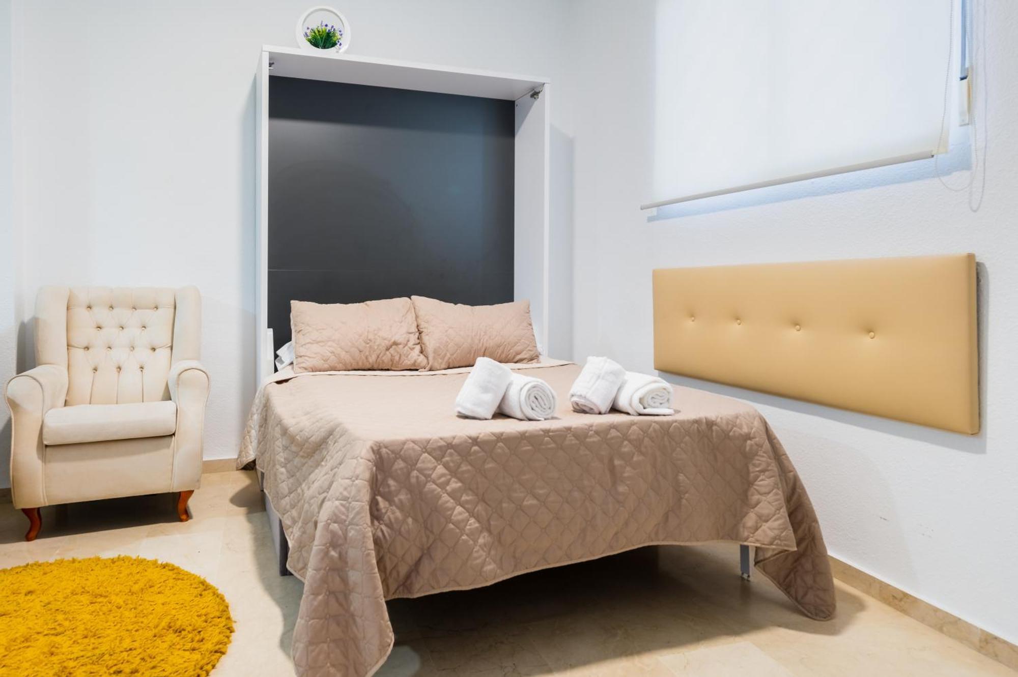 Ferienwohnung Estudio Triana Salado A Sevilla Exterior foto
